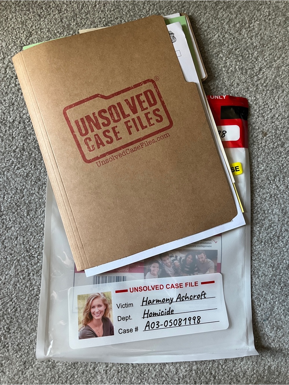 Unsolved Case Files Detective Game - Picture 2 of 4